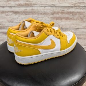 Nike Air Jordan 1 Low Pollen Sneakers 553558-171
